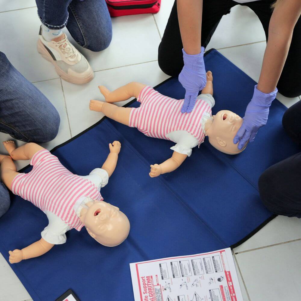 onsite-paediatric-first-aid-course-max-6-learners-blended